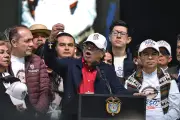 Petro defiende a Cepeda por polémico discurso sobre Antioquia y narcoparamilitarismo