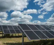 Planta solar de Baygorria abre inversión ciudadana en empresas públicas uruguayas