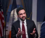 Policía de Nueva York identifica artefacto explosivo en protesta frente a residencia del alcalde