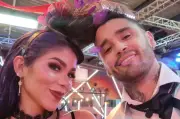 Polémica en La Casa de los Famosos: Tebi Bernal y Alexa Torrex generan rumores de romance