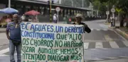 Protestas en Cali por falta de agua: comunidades bloquean calle 5 en el sur