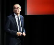 Renault implementa drástico plan de reducción de costos tras desplome accionario del 20%