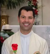 Sacerdote fallece en trágico accidente vial en Santander: comunidad lamenta su partida