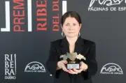 Sofía Balbuena gana el IX Premio Ribera del Duero con su obra 'Personaje secundario'