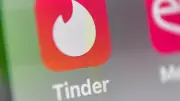Tinder revoluciona las citas con video en vivo y herramientas de inteligencia artificial