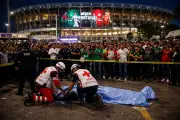 Tragedia en reapertura del Estadio Azteca: hincha fallece antes del México vs Portugal