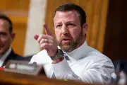 Trump elige a Markwayne Mullin como nuevo secretario de Seguridad Nacional de EE. UU.