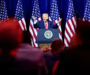 Trump insta a países a tomar el estrecho de Ormuz y asumir su seguridad energética