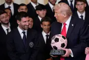 Trump recibe a Messi en la Casa Blanca y lo proclama mejor que Pelé