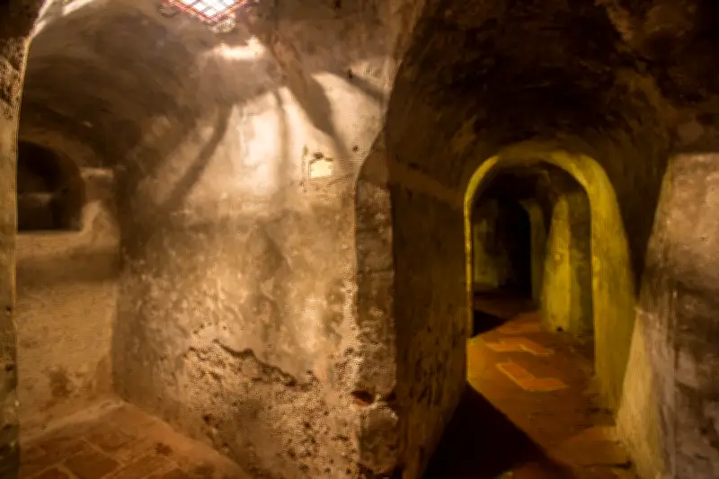 Recorrido Sensorial por el Centro Histórico de Cartagena: Desde el Amanecer hasta el Atardecer