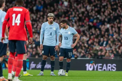 Alarma en Uruguay: De Arrascaeta se fracturó la clavícula y peligra su Mundial 2026