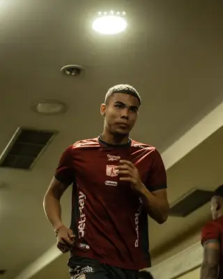 América de Cali sufre bajas clave: Castillo y Machis lesionados por semanas