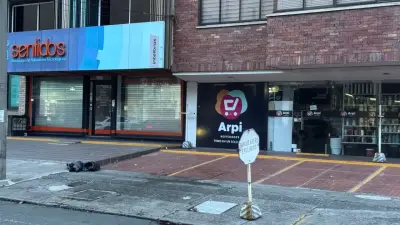 Asesinan a hombre en zona comercial del norte de Cali; autoridades investigan el crimen