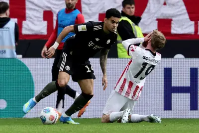 Bayern Múnich remonta épica con Luis Díaz de titular y gana 3-2 ante Friburgo en la Bundesliga