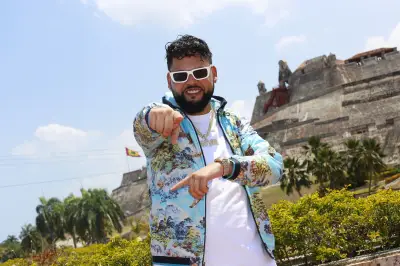 BNYA, ganador de World Song Cup 2025, promociona su música en Colombia con gira en Cartagena