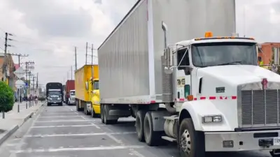 Camioneros suspenden transporte hacia Jamundí, Cauca y Nariño por inseguridad