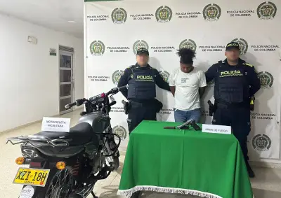 Capturados dos presuntos delincuentes en Cartagena tras persecución policial