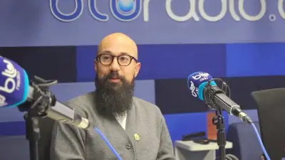 Carlos Carrillo denuncia intereses oscuros tras acusaciones de Angie Rodríguez