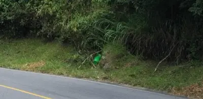 Cilindros sospechosos obligan a cerrar la vía Panamericana en el Cauca por temor a explosivos