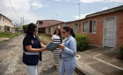 Cinco familias del Plan Jarillón reciben viviendas en Palmira tras reasentamiento