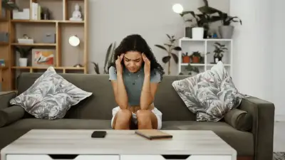 Cómo dejar de sobrepensar: estrategias efectivas para calmar la mente y reducir la ansiedad