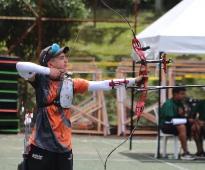 Colombia consolida su dominio en tiro con arco con jóvenes promesas como Cristóbal Giraldo