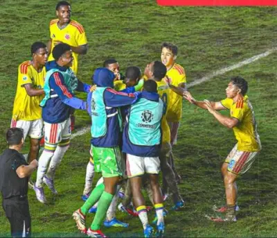 Colombia Sub-17 vence a Paraguay 2-0 y asegura su pase al Mundial y semifinales