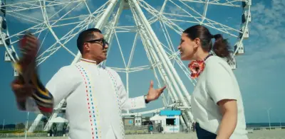 Directora francesa graba video en Barranquilla para invitar a Shakira a París