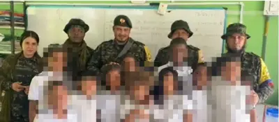 Disidencias de las Farc irrumpen en colegio de Nariño para propaganda armada