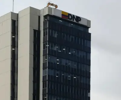 DNP insta a revisar cobros excesivos de predial y exige a alcaldías corregir liquidaciones ilegales