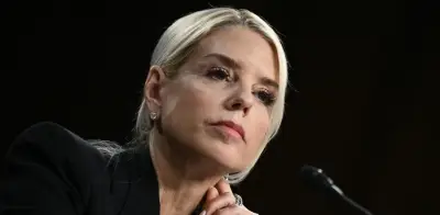 Donald Trump destituye a la fiscal general Pam Bondi tras polémica gestión de archivos de Epstein