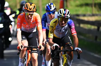Egan Bernal acosa la general: a 4 segundos del líder en el Tour de los Alpes