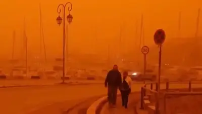 El cielo se tiñe de rojo apocalíptico en Indonesia: videos causan alarma mundial