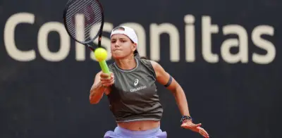 Emiliana Arango supera a Guiomar Maristany y avanza a cuartos del WTA 250 de Bogotá tras ocho años