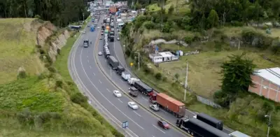 Empresarios de Colombia y Ecuador exigen detener guerra arancelaria por impacto económico inmediato