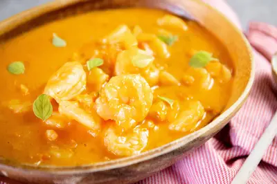 Encocado de Camarones: Receta Colombiana Fácil y Deliciosa en 20 Minutos