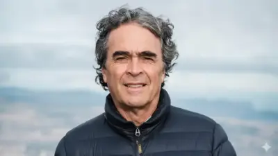 Fajardo propone referendo para blindar la Constitución hasta 2034 y evitar constituyente