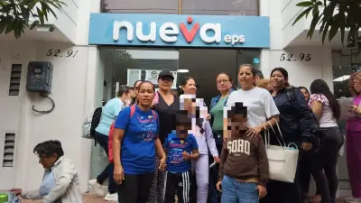 Familiares de personas con discapacidad protestan contra Nueva EPS en Bucaramanga