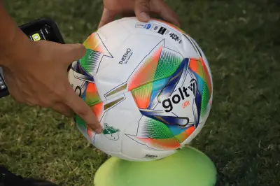 FIFA analiza regla sub-20 que ya existió en Colombia entre 1999 y 2009