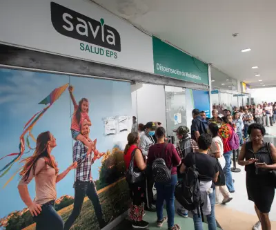 Gobernador de Antioquia critica intervención de Savia Salud y ordena devolución