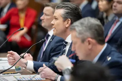 Hegseth acusa a demócratas de dar propaganda al enemigo en guerra con Irán