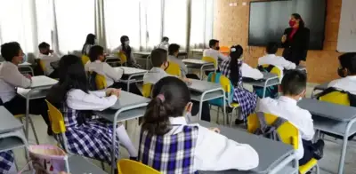 Informe revela que caída de matrículas escolares supera la disminución demográfica en Colombia