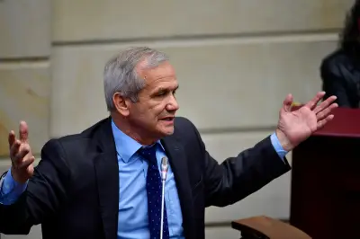 Interpol retira circular roja contra exdirector de Dapre, pero Fiscalía insiste en su captura