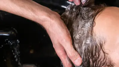 Invima prohíbe jarabe capilar ilegal que se vende en Colombia