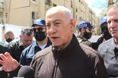La sombra de un dedo que desató teorías sobre Netanyahu y la IA en la guerra