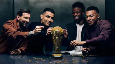 Lego reúne a Messi, Cristiano Ronaldo, Mbappé y Vinicius Jr. en comercial que desata polémica futbolística