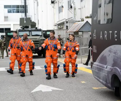 Los astronautas de Artemis II: empleados públicos con salarios terrestres pese a su viaje lunar