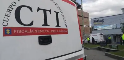 Macabro hallazgo en Medellín: cuerpo envuelto en bolsas descubierto en parqueadero de Villanueva