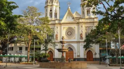 Multan al alcalde de Andes por desacato en caso de reintegro