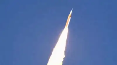 NASA confirma éxito de inyección translunar de Artemis II pese a incidentes menores